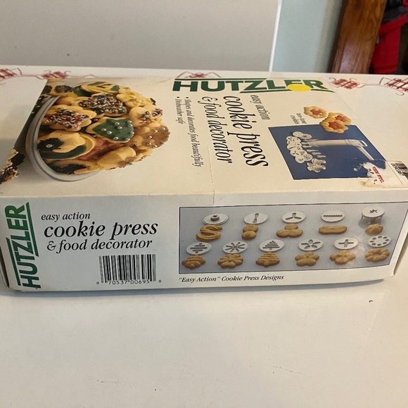Hutzler Easy Action Cookie Press and Food Decorator (1998) Vintage) - Picture 5 of 8